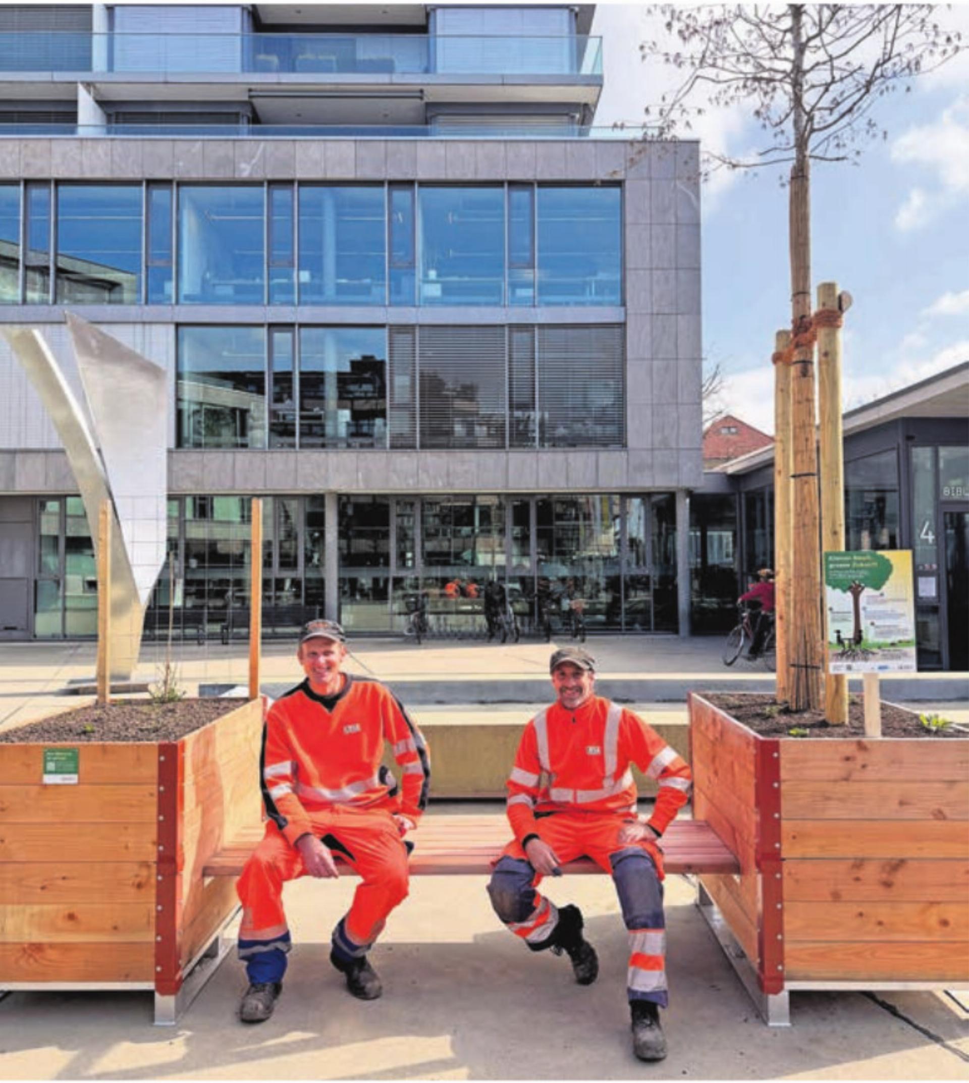 Mobile Sitzgelegenheiten sensibilisieren für Kühlfunktion von Laubbäumen - Das Bild wird blockiert. – Möglicherweise durch einen aktiven Adblocker.