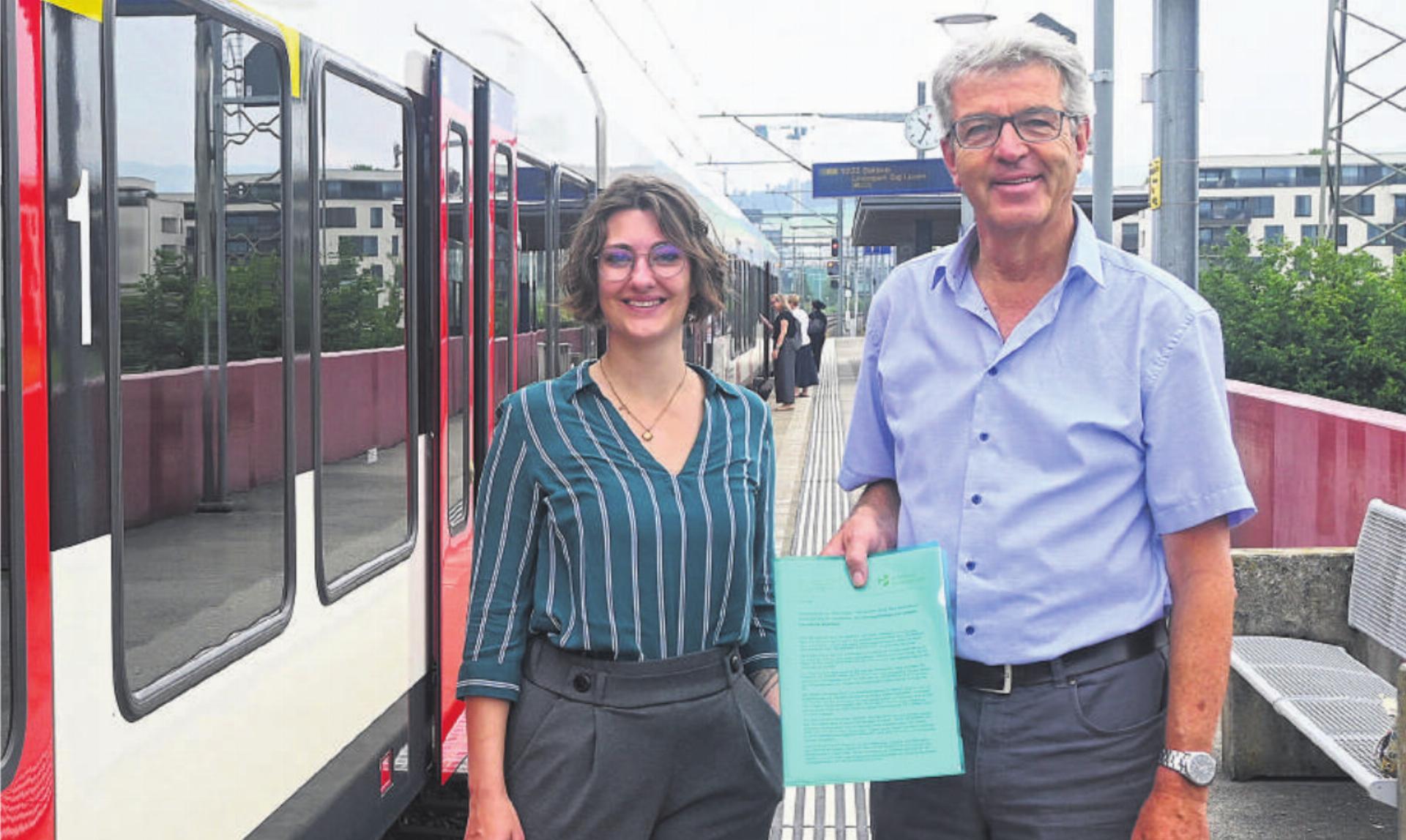 Die beiden Interpellanten Malena Raud und André Guntern. Foto: zVg - Das Bild wird blockiert. – Möglicherweise durch einen aktiven Adblocker.