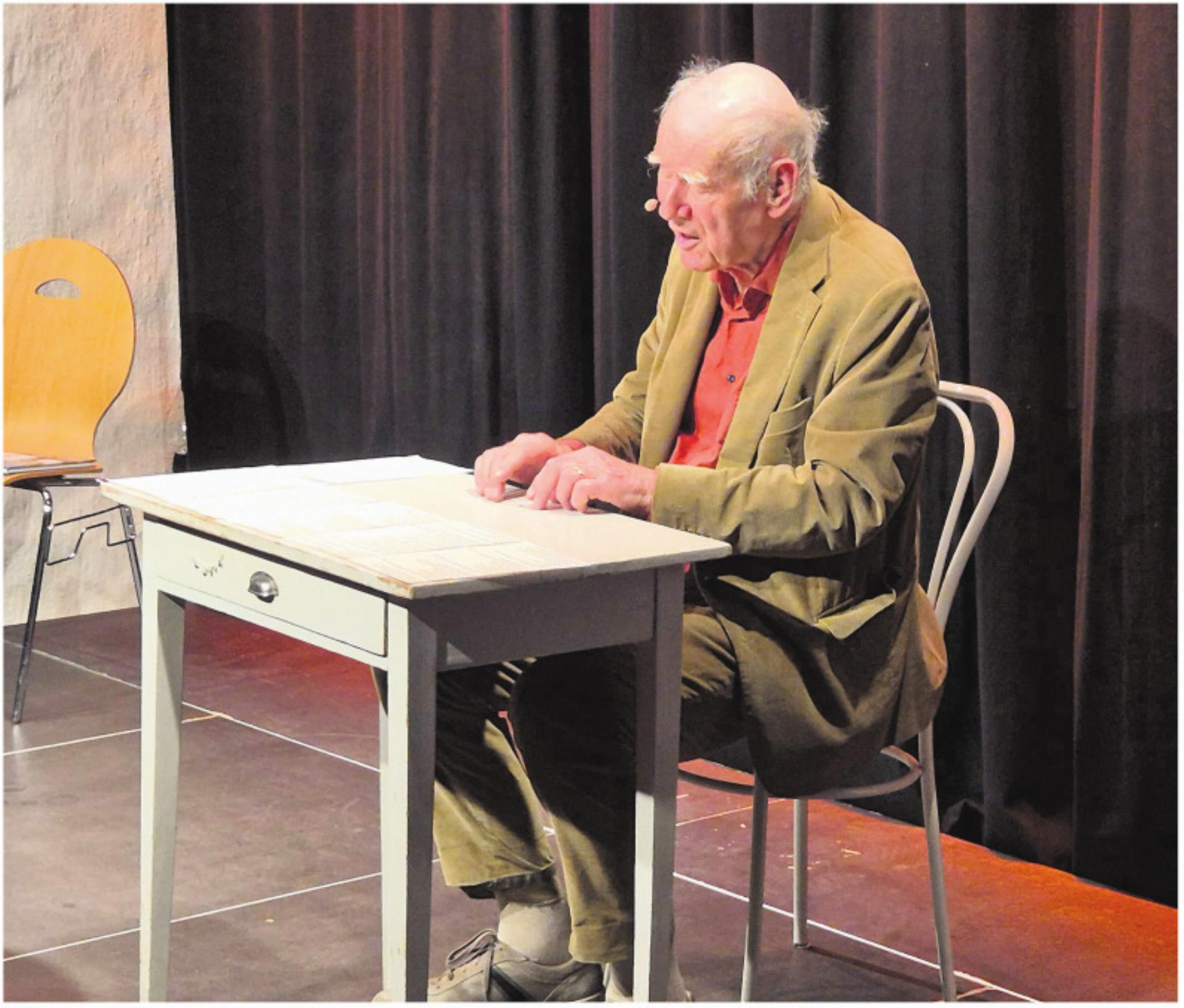 Ein Spaziergang durch den Alltag mit Franz Hohler - Das Bild wird blockiert. – Möglicherweise durch einen aktiven Adblocker.