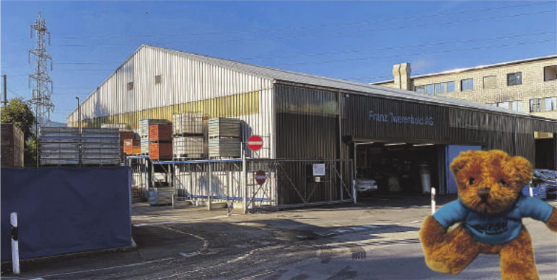 Tweribär besucht die Altgasse - Das Bild wird blockiert. – Möglicherweise durch einen aktiven Adblocker.