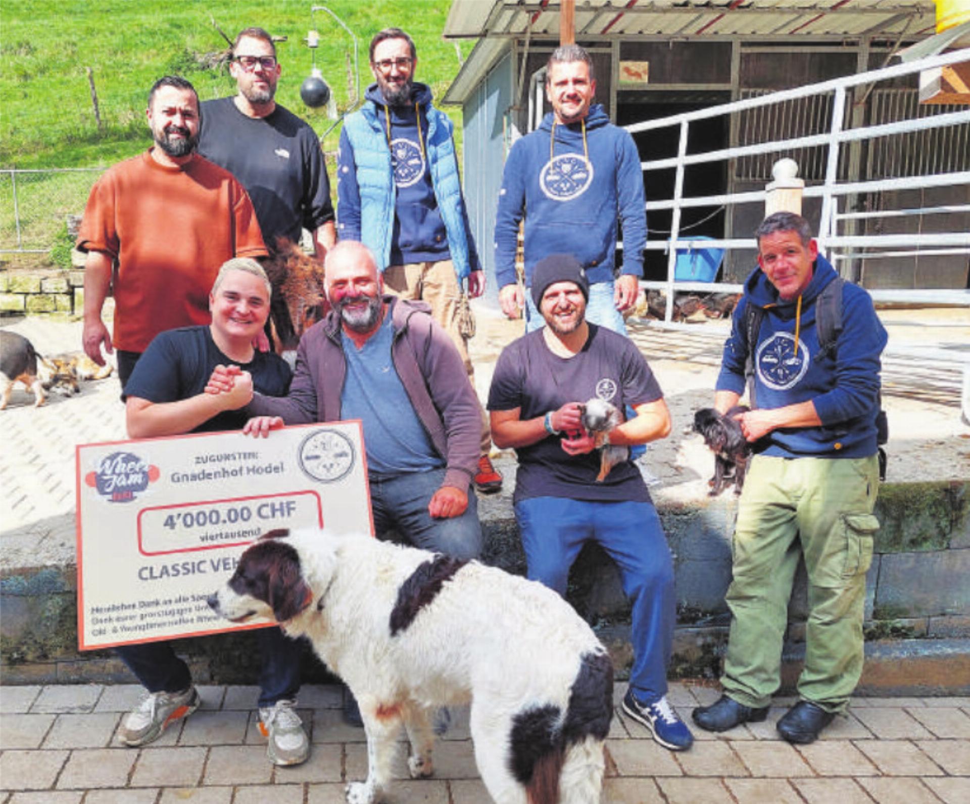 Classic Vehicle Club übergab Spende an Gnadenhof - Das Bild wird blockiert. – Möglicherweise durch einen aktiven Adblocker.
