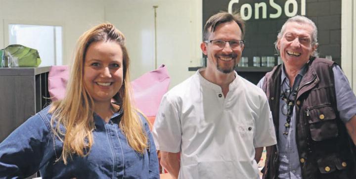 Drei Podcaster machen Laune: Sabrina, Martin Strauss und Urs Gottlieb Christen (von links). Fotos: ak
