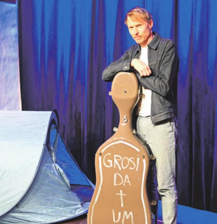 Christof Wolfisberg spielte zwar nie Cello, hat jedoch eine traumatische Erinnerung an Vortragsübungen. Foto: zVg Christof Wolfisberg spielte zwar nie Cello, hat jedoch eine traumatische Erinnerung an Vortragsübungen. Foto: zVg