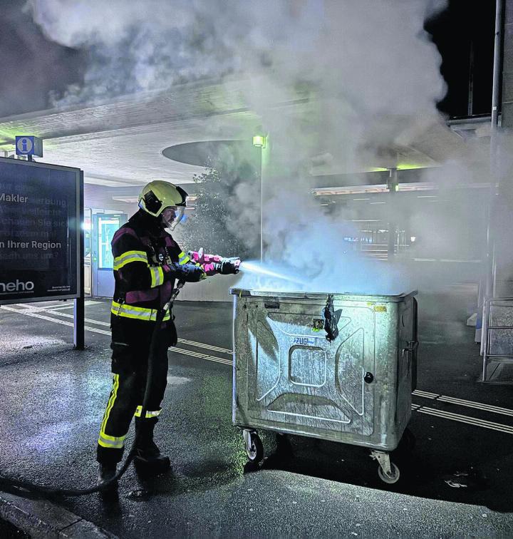 Die ausgerückte Feuerwehr konnte den Brand vollständig löschen. Foto: zVg