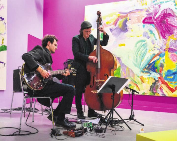 Sommer-Aregger: Klangpoesie zwischen Bass und Gitarre. Foto: zVg