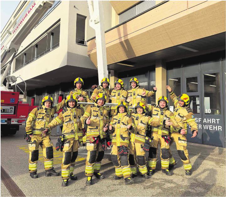 Am Freitag, 6. März haben 14 neu eingeteilte Feuerwehrleute ihren Einführungskurs absolviert. Nun sind sie bereit für Ernstfalleinsätze. Foto: zVg Am Freitag, 6. März haben 14 neu eingeteilte Feuerwehrleute ihren Einführungskurs absolviert. Nun sind sie bereit für Ernstfalleinsätze. Foto: zVg