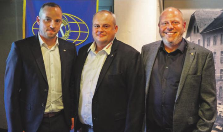 Der vergangene, der aktuelle und der zukünftige Präsident des Kiwanis Clubs Zug-Zugerland: Patrick Lengwiler, Martin Uster und Roman Müller (von links). Foto: zVg Der vergangene, der aktuelle und der zukünftige Präsident des Kiwanis Clubs Zug-Zugerland: Patrick Lengwiler, Martin Uster und Roman Müller (von links). Foto: zVg
