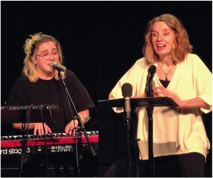 Vera Bauer widmet sich im dokumentarischen Erzähltheater dem Leben von Annemarie Schwarzenbach. Foto: zVg Vera Bauer widmet sich im dokumentarischen Erzähltheater dem Leben von Annemarie Schwarzenbach. Foto: zVg