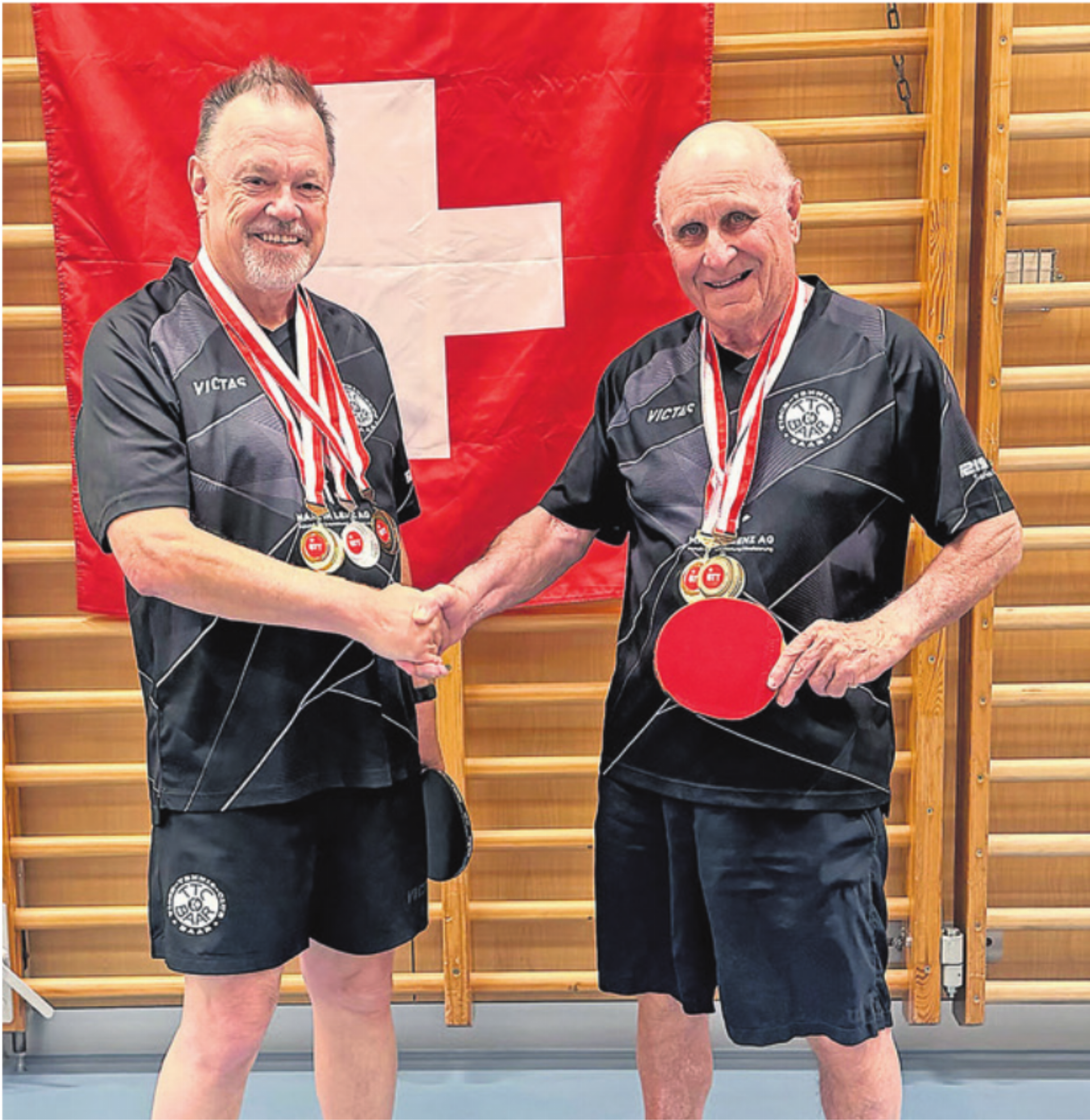 Rolf Nölkes und Horst Schwiegers (von links). Foto: zVg - Das Bild wird blockiert. – Möglicherweise durch einen aktiven Adblocker.