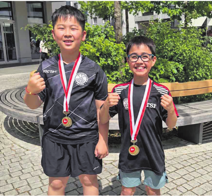 Hervorragende Bronzemedaille für Andy und Lukas (von links). Foto: zVg