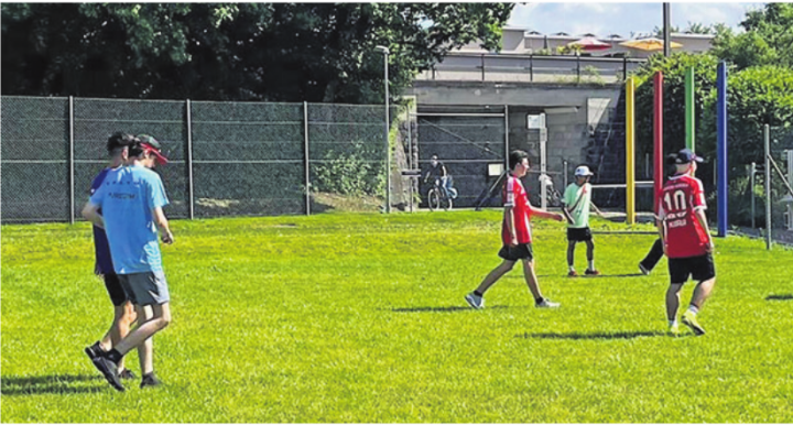 Sportlicher Wettkampf in der Hitze.