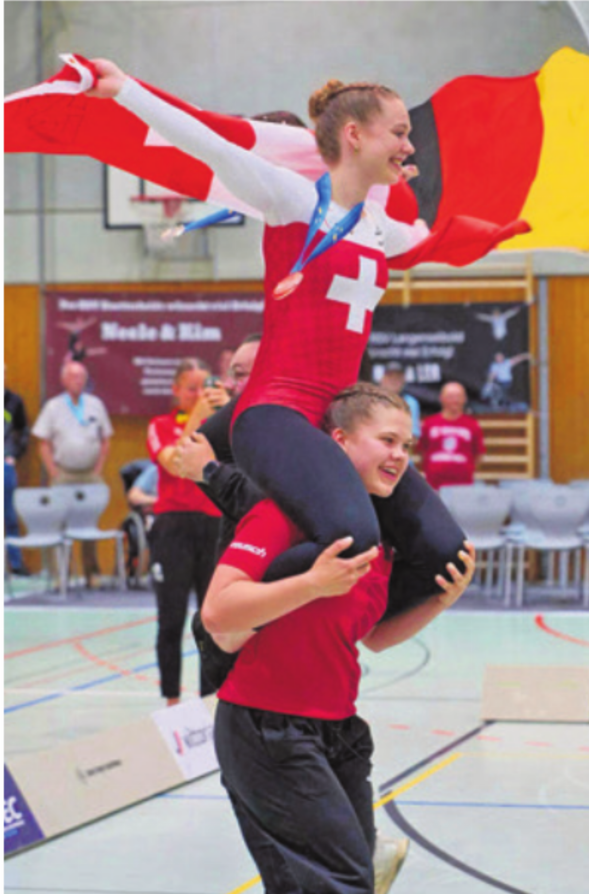 Hotz-Schwestern glänzen an der Hallenradsport-EM - Das Bild wird blockiert. – Möglicherweise durch einen aktiven Adblocker.