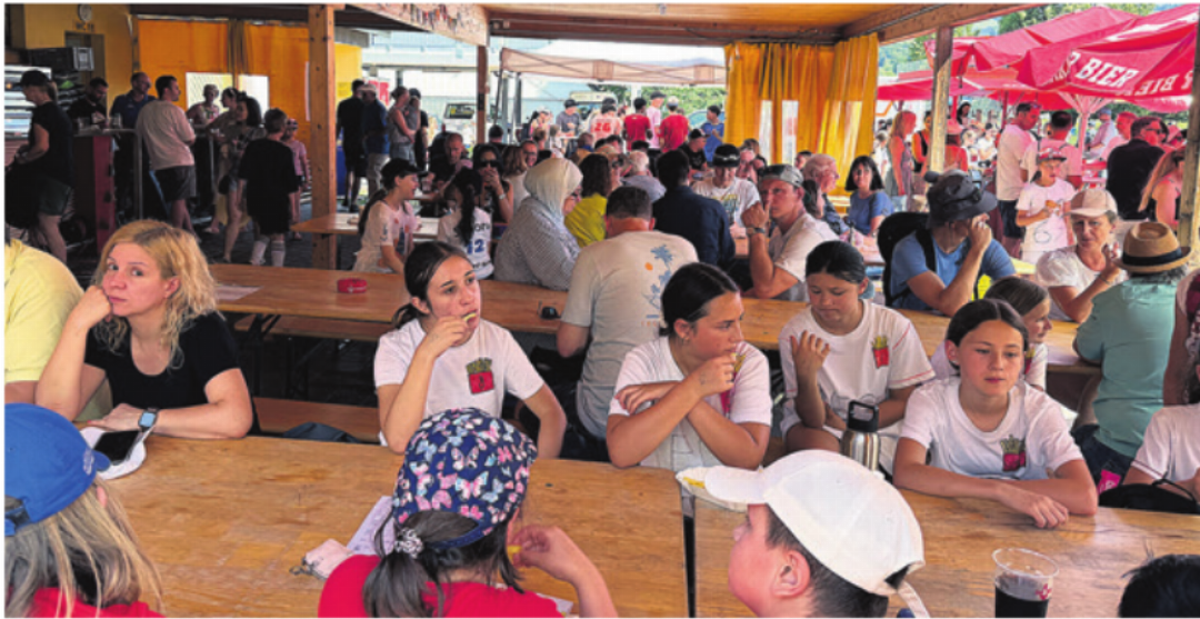 Pause und Schatten liessen sich bei 35 Grad bestens kombinieren. Foto: rah Pause und Schatten liessen sich bei 35 Grad bestens kombinieren. Foto: rah