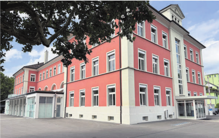 Der Verwaltungsbetrieb soll übergangsmässig hier einziehen. Foto: rah Der Verwaltungsbetrieb soll übergangsmässig hier einziehen. Foto: rah