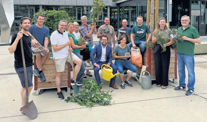 Die Natur- und Umweltkommission führt die Aktionswoche zu den neuen Förderrichtlinien durch und hat die Erarbeitung der Förderrichtlinien eng begleitet. Foto: zVg Die Natur- und Umweltkommission führt die Aktionswoche zu den neuen Förderrichtlinien durch und hat die Erarbeitung der Förderrichtlinien eng begleitet. Foto: zVg