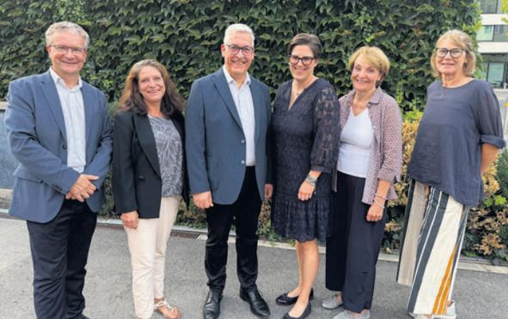 Der Bürgerrat: Urs Andermatt, Karin Langenegger, Erich Andermatt, Simone Arnold-Hotz, Alexandra Gruber Tanner und die Bürgerschreiberin Claudia Iten-Hess (von links). Foto: rah Der Bürgerrat: Urs Andermatt, Karin Langenegger, Erich Andermatt, Simone Arnold-Hotz, Alexandra Gruber Tanner und die Bürgerschreiberin Claudia Iten-Hess (von links). Foto: rah