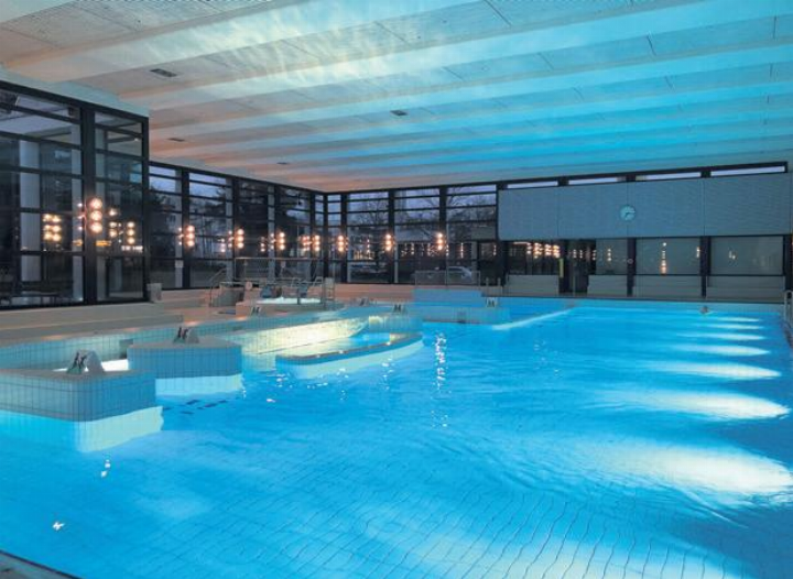 Das Aussenbad im Schwimmbad Lättich ist nun geschlossen, und die Hallenbadsaison ist gestartet. Das Aussenbad im Schwimmbad Lättich ist nun geschlossen, und die Hallenbadsaison ist gestartet.