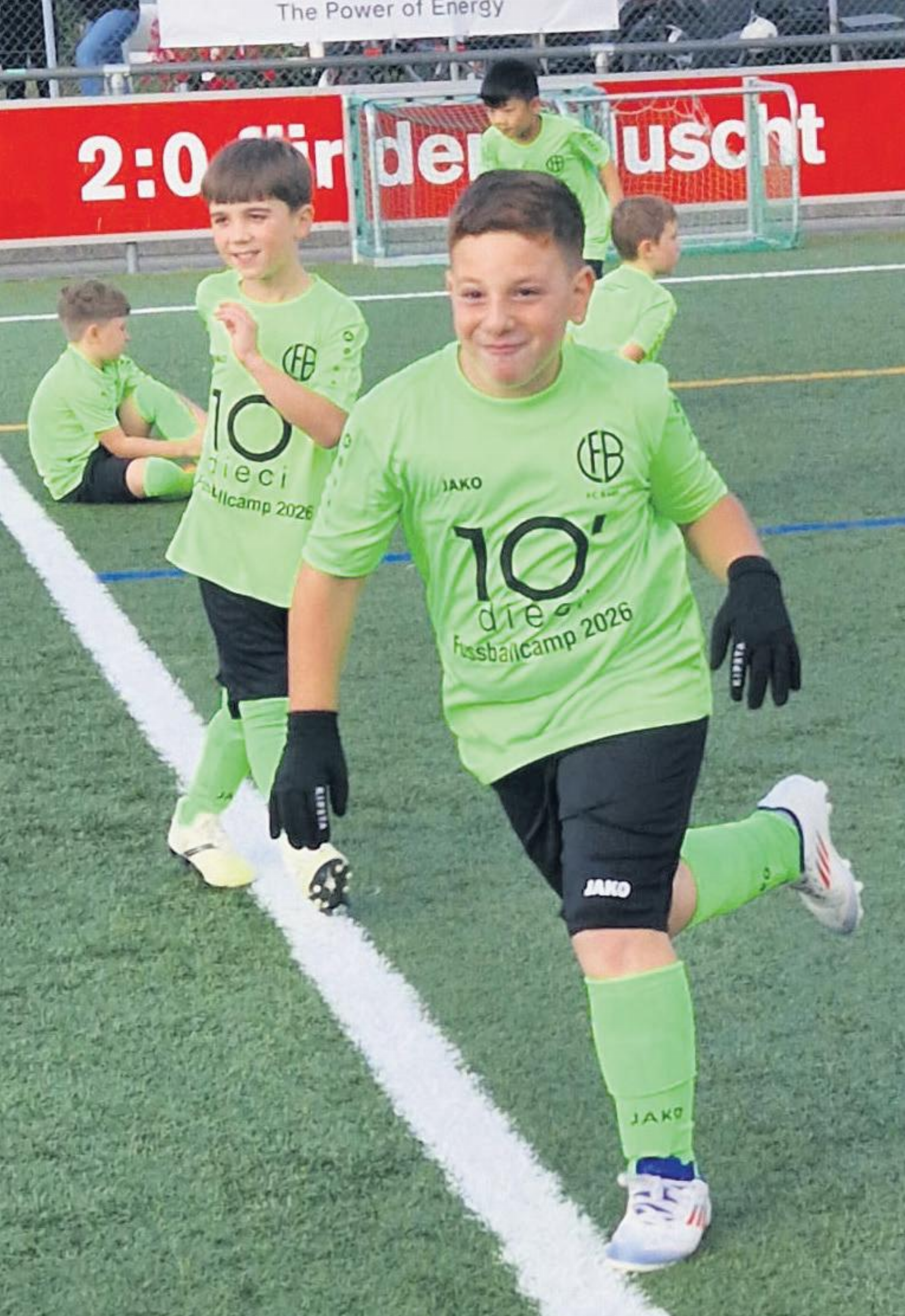 Mit Eifer und Freude auf dem Fussballplatz. Foto: zVg - Das Bild wird blockiert. – Möglicherweise durch einen aktiven Adblocker.
